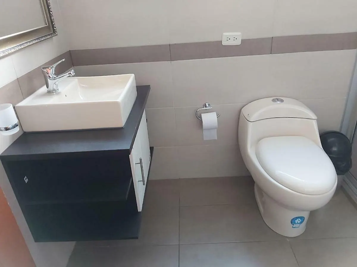 Hostal Tutamanda 2 كويتو 0*,  الإكوادور